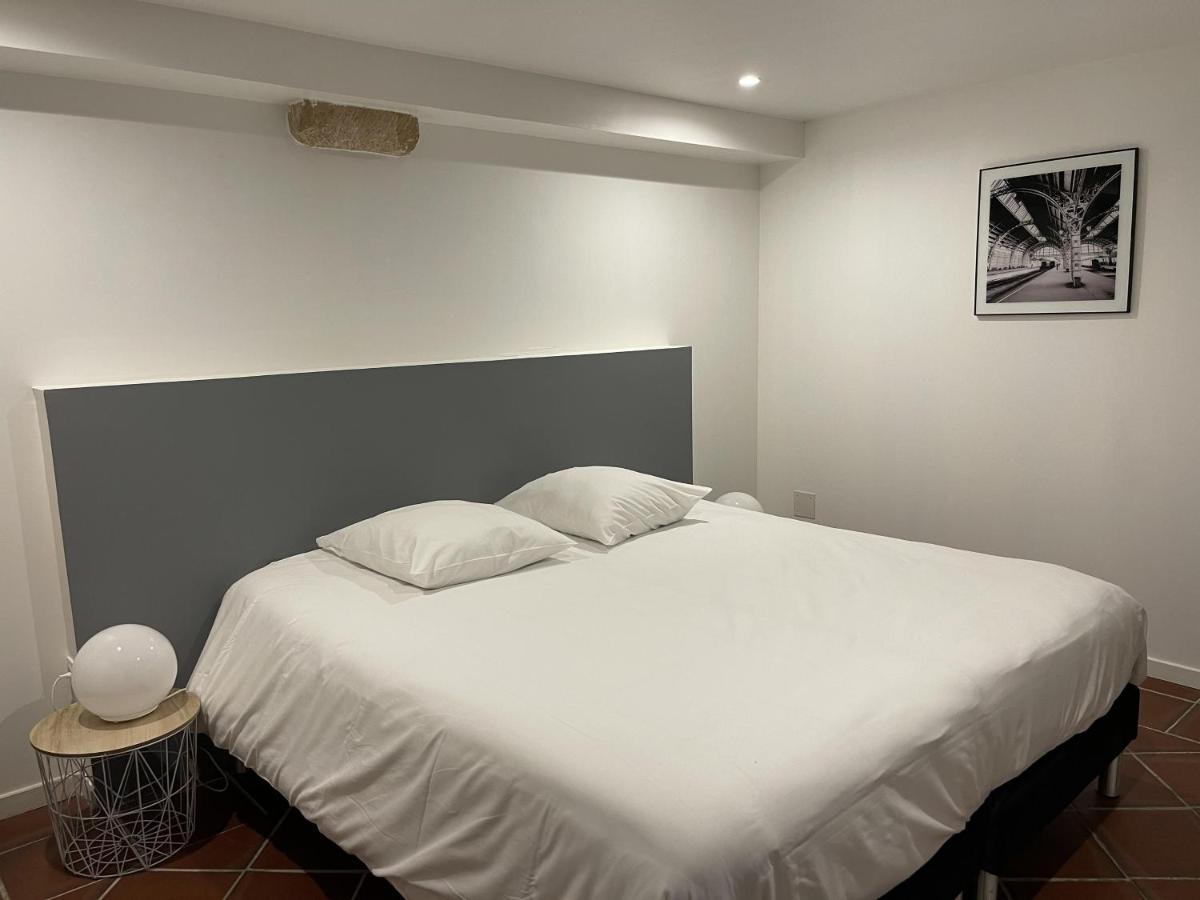 Le Pigeonnier Centre Historique Auxerre Apartment ภายนอก รูปภาพ