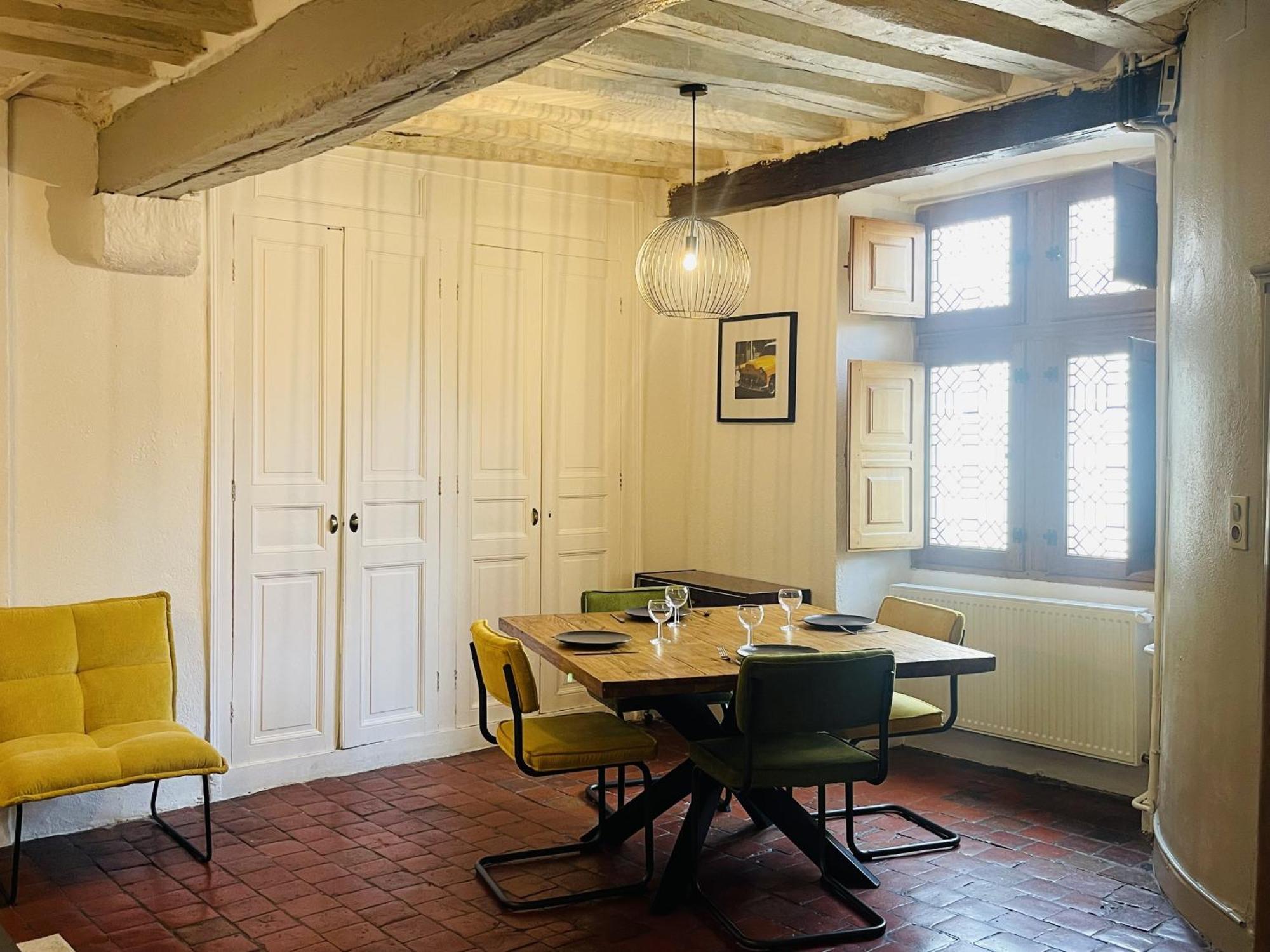Le Pigeonnier Centre Historique Auxerre Apartment ภายนอก รูปภาพ